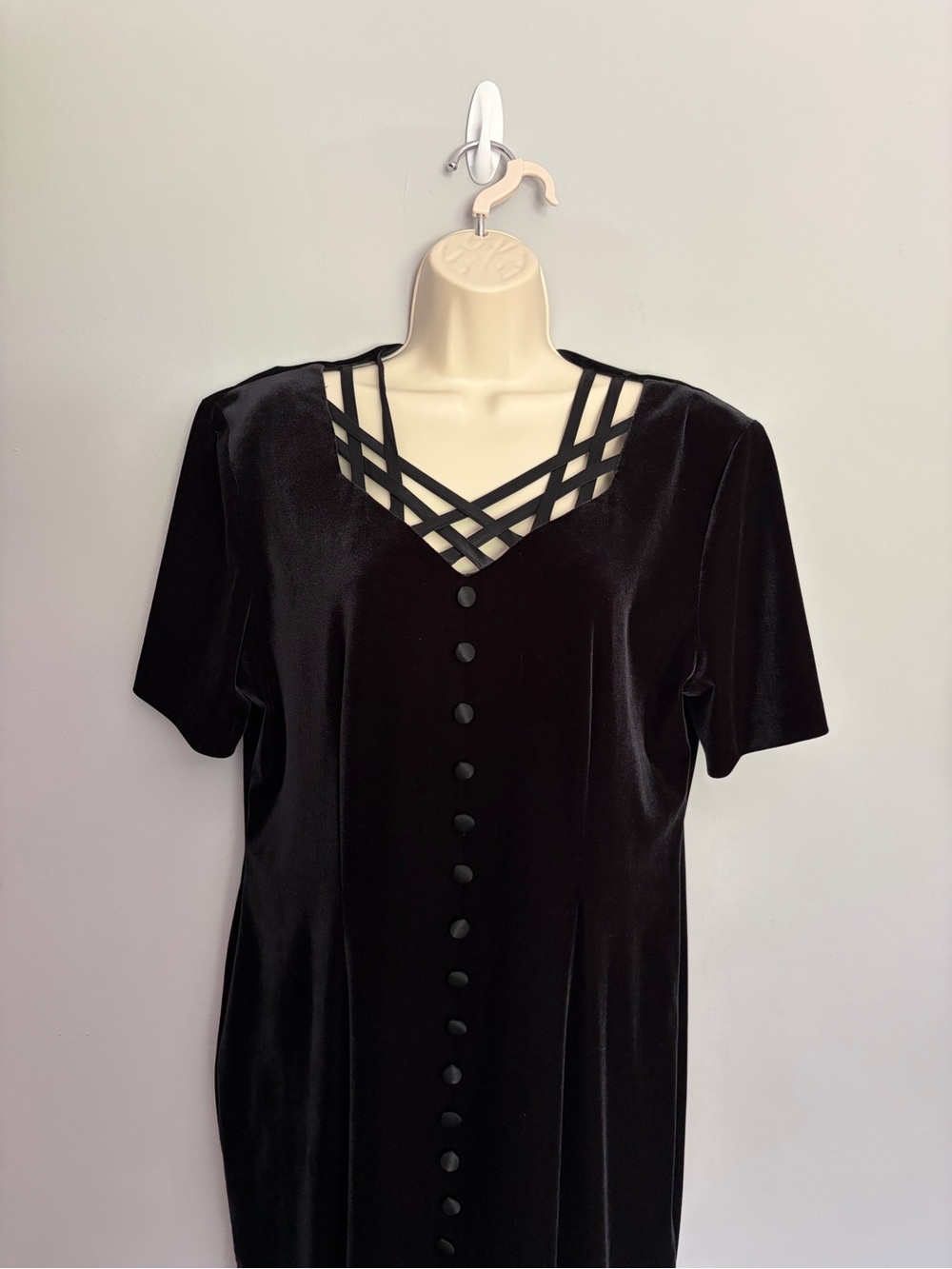 Vintage 90s Grunge Maxi Dress Size XL Black Velvet Dark Whimsygoth Cage Neckline - Picture 2 of 13